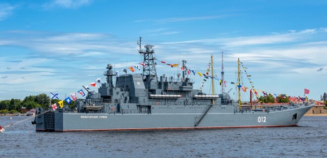 У Росії було 13 великих десантних кораблів у Чорному морі. Зараз вже вісім – ВМС - Фото