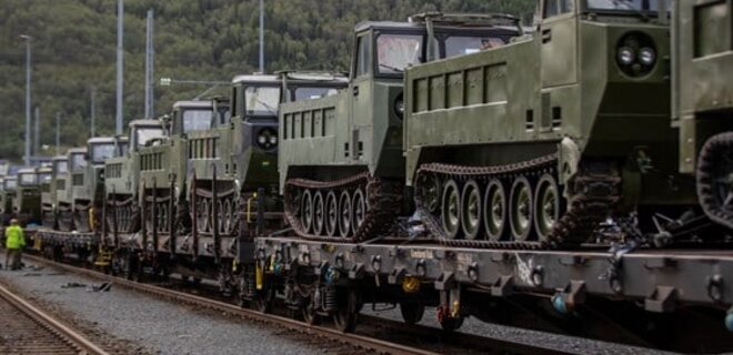 Норвегія передає Україні 50 армійських вантажних всюдиходів - Фото