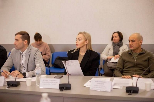 Юрій Юрчук, Ксенія Тюрікова, Костянтин Аймедов. Фото надане партнером 1