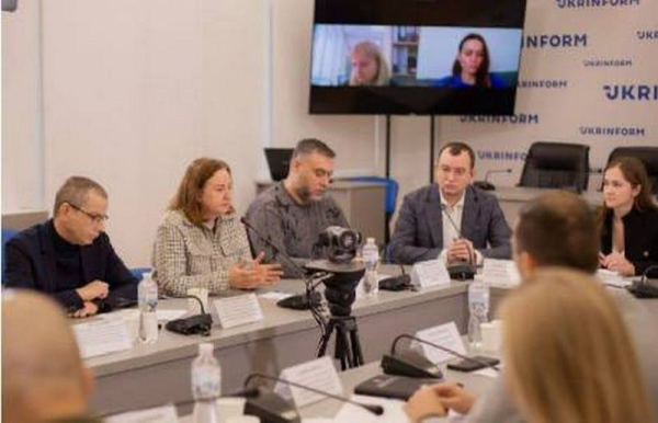 Олександр Ніжельський, Ірина Тарасюк, Сергій Шум, Любомир Питель. Фото надане партнером 1