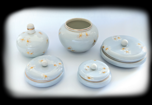 О. Жникруп. Туалетний набір (сувенірний). Баранівський ФЗ. 1959 1