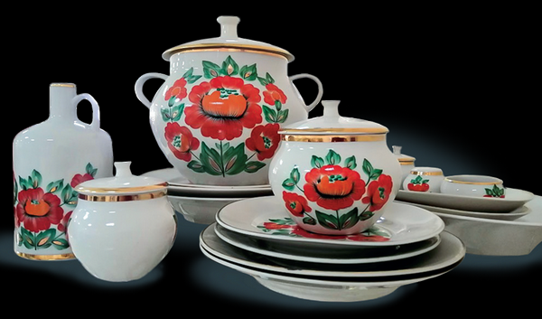 В. Ущаповський, А. Жданова. Столовий сервіз «Мальви». Коростенський ФЗ. 1970. 1