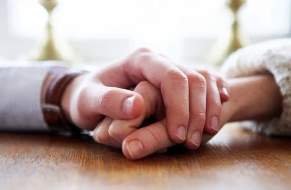 Боротьба за справедливість: родини померлих і колишні пацієнти створили сайт Stop Odrex для збору історій та взаємної підтримки