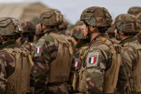 Шість тисяч французьких військових можуть бути розміщені в Україні після укладення мирної угоди - ЗМІ