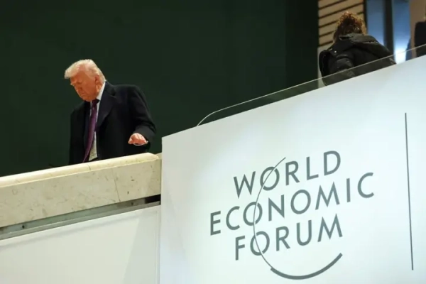 "Усі хочуть, щоб війна закінчилася": Трамп назвав переговори із Зеленським "хорошими" та анонсував зустріч з путіним