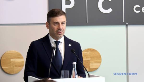 Відносно повернення грошей сім’ї воїна, помилково визнаного померлим, остаточного вердикту поки що&hellip;