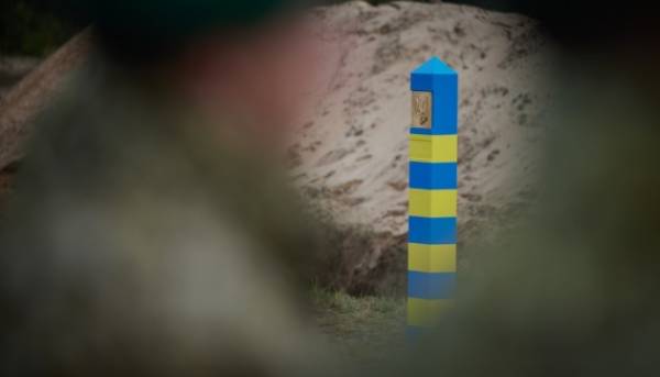 Мертве тіло виявили в лісі біля румунського кордону.