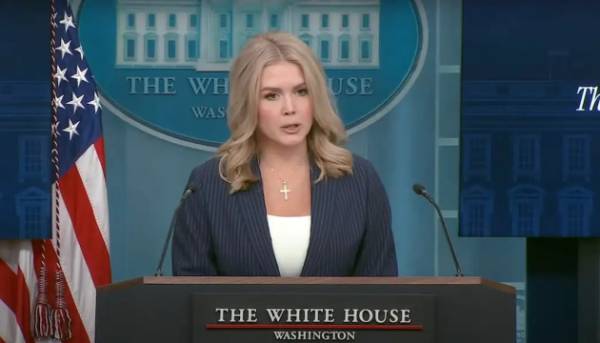 У Білому домі кажуть: Трамп “не вражений” нічним нападом Росії на Київ.