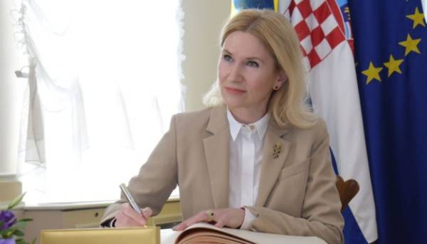 Віцеспікерка Ради Кондратюк анулювала свій автограф у картці законопроєкту щодо Цивільного кодексу.