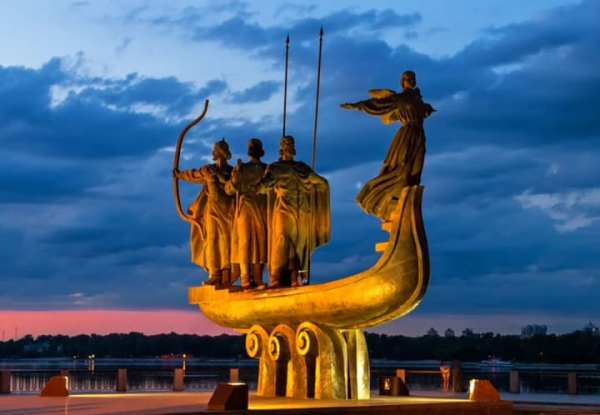 Київ під балістичним ударом, вибухи – міський голова