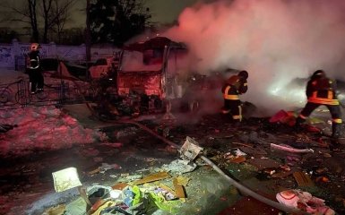 Київ під ударом російських дронів: є пошкодження та поранені