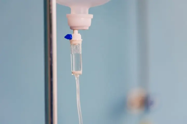 Жінка померла після косметологічних процедур у приватній клініці у Чернігові, відкрито провадження
