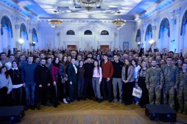 Зеленський надав Київському авіаційному інституту статус національного університету.