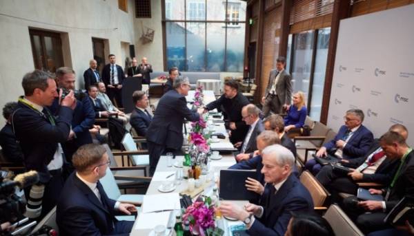 Зустріч Зеленського з союзниками у форматі Берліна.