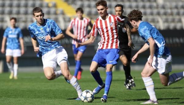 Юнацька ліга УЄФА: “Динамо” поступилося “Атлетико” в 1/16 фіналу.