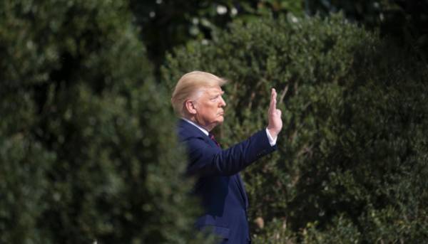 Трамп погрожує митами державам, що запроваджують цифрові податки для американських компаній.