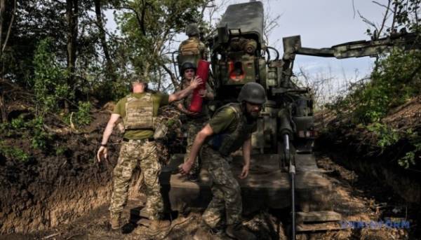 На сході України загострилися бойові дії: Трегубов повідомляє про великий наступ російських&hellip;