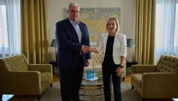 Sibiga meets with the interim US chargé d’affaires Davis, who is concluding&hellip;