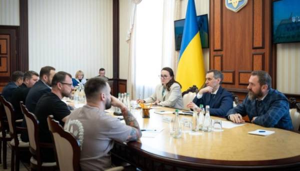 Уряд пропонує запровадити ступінчасті штрафи за перевищення швидкості – Свириденко