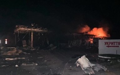 Масовані удари безпілотників РФ по Тростянцю — 4 особи зазнали травм