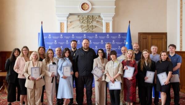Стефанчук привітав журналістів до професійного свята