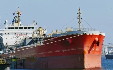 Українські військові повідомляють про успішне ураження російського танкера з тіньового флоту.