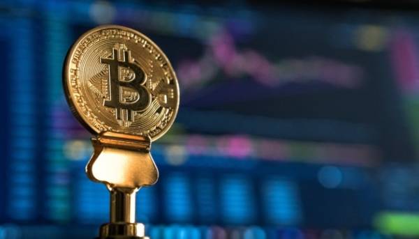 Операція з біткойнами спричиняє майже п’ятсот кілограмів вуглекислого газу
