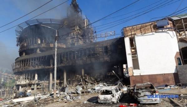 Українська розвідка повідомляє, що Росія здатна виробляти до ста балістичних ракет щомісяця для атак на Україну.