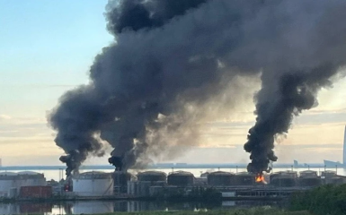 “Бавовна” в Петербурзі завадила Путіну провести економічний форум — відео