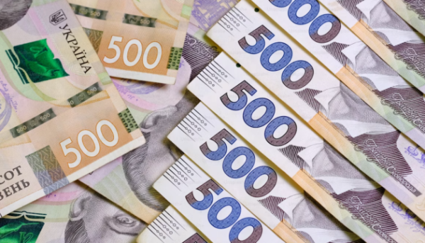 Уряд виділив 6,6 мільярда гривень на підвищення заробітних плат працівникам освіти та соціальної сфери, розподіливши кошти між регіонами.
