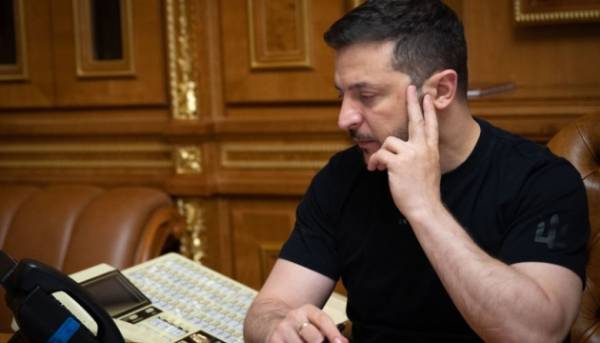 Зеленський обговорив із головою уряду Нідерландів і висловив вдячність за рішення про…