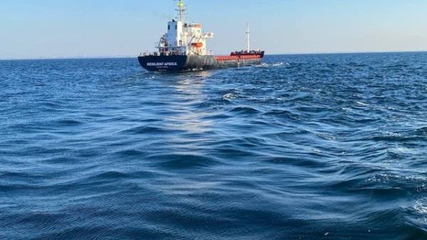 Морська гавань “Чорноморськ” та інші порти поблизу Одеси функціонують як зазвичай, незважаючи на російські атаки – Міністерство інфраструктури