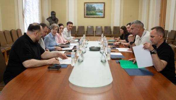 У Верховній Раді обговорили концепції пам’ятника Мазепі в серці Києва