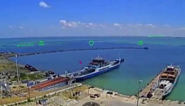 Безпілотні засоби вивели з ладу три з п’яти поромів, що здійснювали перевезення через Керченську протоку.