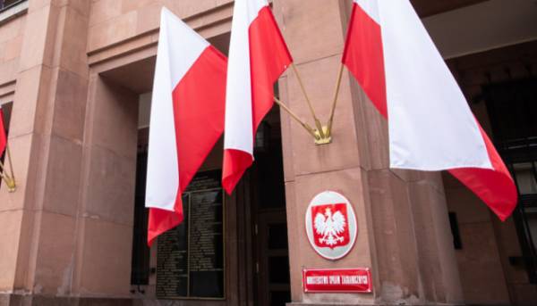 Консультативна рада при Міністерстві закордонних справ Польщі висловила занепокоєння щодо російських спроб…