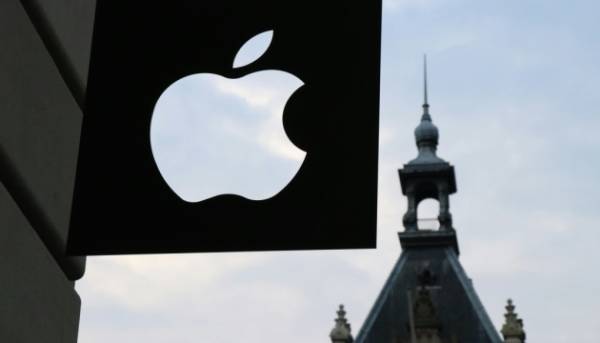 Apple висунула позов проти OpenAI, звинувативши компанію у незаконному присвоєнні комерційної інформації.