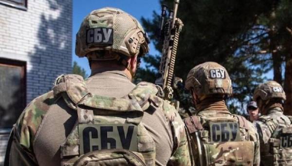 Служба безпеки України розкрила схему придбання застарілих гранатометів, завдавши збитків на суму…