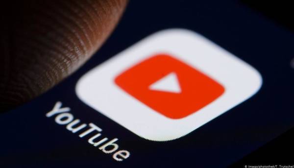 YouTube видалив чи заблокував для українських користувачів ще 25 каналів, що належать особам та організаціям, які потрапили під санкції.
