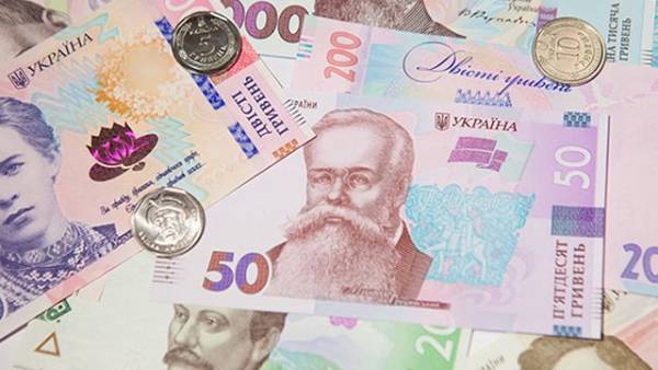 Міжнародний валютний фонд підтвердив розмову з Національним банком України про вартість української валюти