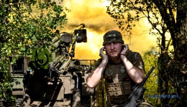 Київ під атакою, лінія оборони та лавандові перегони