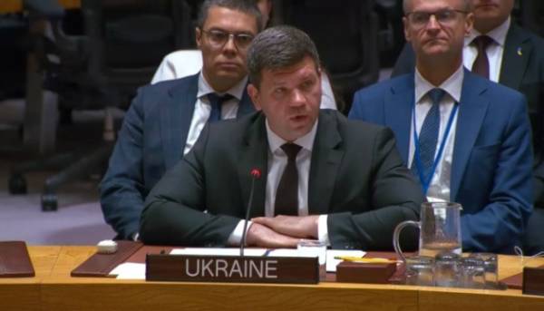 Україна закликає Раду безпеки ООН ухвалити резолюцію щодо негайного припинення бойових дій.