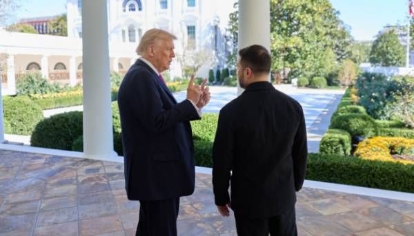 У Білому домі підтвердили, що Трамп і Зеленський зустрінуться у вівторок.