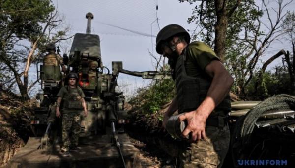 На передовій – 233 бойові зіткнення, українські захисники нейтралізували 65 загарбників на…