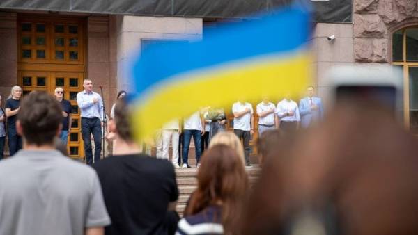 У столиці України вшанували історичне підняття національного стяга.