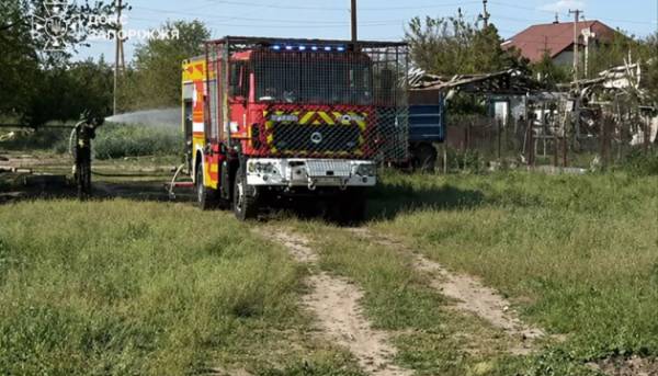 Рятувальники з Запорізького району зазнали поранень внаслідок повторної атаки російських сил.